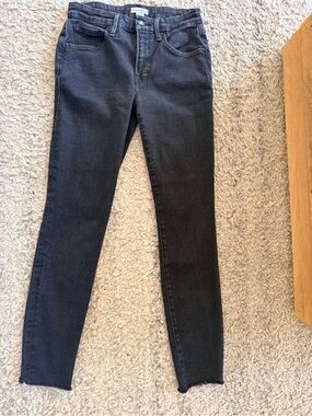 Good American High Rise Skinny Jeans – Size 2/26 – Black Wash